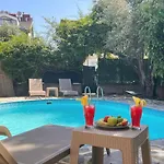 Villa Burla Calis *